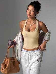 Dewbera Dewbera 女款無縫瑜伽運動內衣，無鋼圈健身上衣，交叉式運動背心，跑步內衣 - 燕麥拿鐵色 - 查看 2