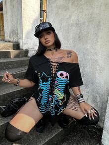 Whyspr Plus Size Black American Retro Dark Style Asymmetric Shoulder Print Lace-Up Deep V-Neck T-Shirt, Hot Girl Loose Slimming Mid-Length Top With Print And Eyelet Webbing Decor, Plus Size Asymmetric Shoulder Short Sleeve T-Shirt, Street Dark Style Plus Size Black Summer Short Sleeve Top - Black - View 5