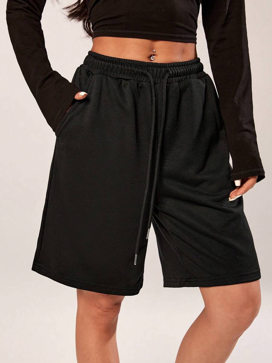SHEIN PETITE 2026 女款春夏黑色綁腰休閒短褲,適合派對與日常穿著 - 黑色 - 查看 1