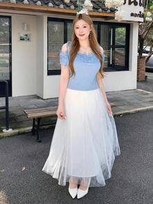 Bijouette 大尺碼女款素色對比蕾絲露肩短袖時尚T恤 - 藍色 - 查看 6
