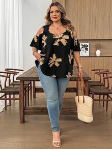 SHEIN CURVE+ 大尺碼印花蕾絲飾邊露肩上衣 休閒波西米亞風優雅現代女襯衫 2026夏季 22W 度假婚禮賓客穿搭 黑色 - 杏色 - 查看 7