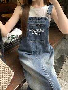 DAZY Overall Jumpsuit Denim Washed dengan Motif Huruf untuk Wanita - Biru - View 4