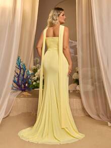 Glamrae Plus Size Elegant Glamorous Luxurious Sequin Lace Embroidery Patchwork Stretch Knit Mesh Off-Shoulder Sleeve Oversized Flare Wedding Event Formal - Yellow - View 3