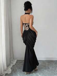 Modelyn Brown Mesh Jacquard Embroidered Backless Halter Neck Slim Fit Ruched Gathered Design Fashionable Elegant Long Dress - Black and Gold - View 10