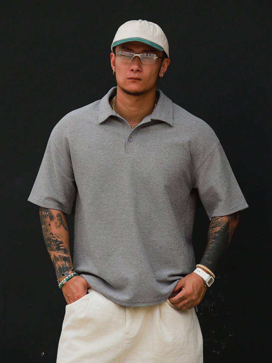 DAZY 夏季素色 Polo 領灰色紋理面料男士 T 恤 - 灰色 - 查看 1