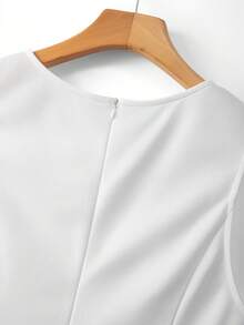 GlowEve CURVE Plus Size Round Neck Sleeveless A-Line Ruffle Patchwork Women's Dress - White - View 8