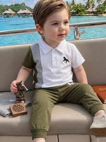 SHEIN 2 Packs Toddler Boys' Contrast Color Block Short Sleeve Polo Shirt And Pants Set, Sophisticated Outfit With Refined Printed Pattern - Green - View 3