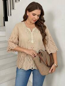SHEIN LUNE Blus Wanita Ukuran Besar Model V-Neck Berenda dengan Detail Lubang-Lubang, Desain Sederhana untuk Musim Gugur - Aprikot - View 5