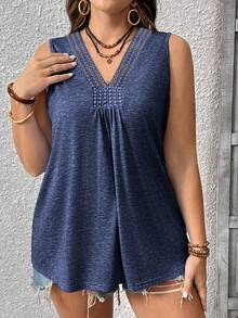 EMERY ROSE Plus Size Women's Solid Color Casual V-Neck Water-Soluble Lace Patchwork Sleeveless Knit Tank Top - Navy Blue - View 3