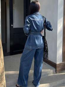 DAZY Setelan Jaket Denim dan Celana Jeans Kasual Wanita dengan Kancing Depan dan Saku Lipat, Gaya Musim Gugur Biru Tua untuk Bepergian - Biru - View 2