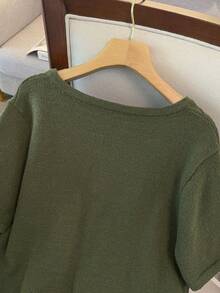 GlowEve CURVE Plus Size Casual Elegant Geometric Pattern Button V-Neck Knit Top Formal Morning Olive Green Summer - Green - View 4