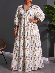 SHEIN CURVE+ Plus Size Women's Vacation Floral Print V-Neck Dress, Suitable For All Skin Tones Fall - Multicolor - View 3