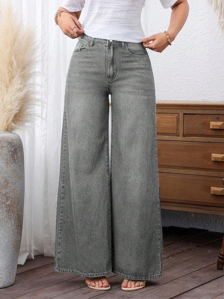 EMERY ROSE Plus Size Women's Pocket Button Casual Versatile Daily Outing Wide Leg Jeans - Grey - View 1