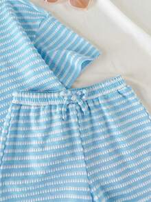 SHEIN Tween Girl Casual Daily Versatile Comfortable Pink Striped Short Sleeve T-Shirt And Shorts Tween Girl - Blue - View 3