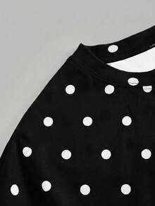 SHEIN Kids Teen Girls T-Shirts Spring Summer New Casual Black And White Fashion Polka Dot Asymmetric Hem Lace Patchwork T-Shirt, Versatile For Daily Wear, Spring Summer Casual Top, Suitable For Vacation, Summer, Spring, Spring Break And Various Occasions, Including Beach Dress, Casual Shirt, Outing Top And Summer Top. - Black - View 5