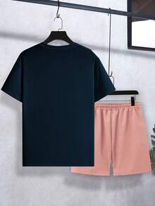 Manfinity Roughcore Conjunto casual de camiseta de manga corta con estampado de alas y pantalones cortos para hombre - Multicolor - Ver 3