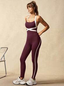 VARSIVA Jumpsuit Olahraga Panjang Wanita dengan Bagian Belakang Bersilang - Burgundy - View 6