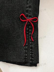 Elamini Mid-Waist Red Embroidered Bow Washed Ankle-Length Jeans - Black - View 6