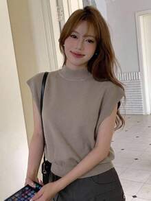Livesso 女式纯色无袖高领针织上衣 - 卡其色 - 查看 7
