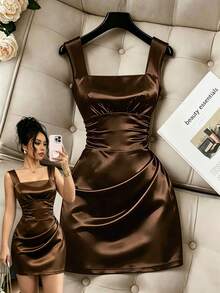 SHEIN Franclia 女款抓皺腰身優雅派對短款細肩帶洋裝 - 咖啡 - 查看 4