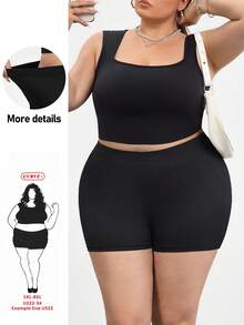 SHEIN CURVE+ Plus Size Women's Solid Color Casual Versatile Daily Wear Skinny Shorts, Spring/Summer - Black - View 2