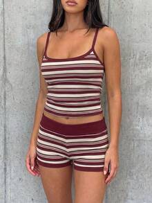SHEIN EZwear 女款對比飾邊藍白條紋細肩帶背心與短褲套裝，夏季運動休閒運動風 - 酒紅色 - 查看 7