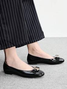 CUCCOO BIZCHIC 女款平底一腳蹬時尚樂福鞋 春季鞋 春假復活節聖誕節適用 - 亮黑 - 查看 6