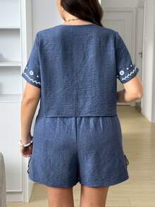 Easowa Curve 大码女式格子印花返校套装，女士前系带衬衫，商务休闲，适合曲线身材，搭配短裤，返校季两件套，秋季女装，复古富贵风格 - 藏蓝色 - 查看 7