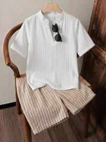 SHEIN 2件組兒童青少年男童休閒短袖V領上衣與短褲套裝 - 彩色 - 查看 7