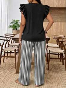SHEIN Frenchy 2pcs/Set Plus Size Women's Black Solid Top And Black & White Striped Pants Set, Fashionable New Style, Suitable For Spring/Summer Outdoor Wear - Black - View 3