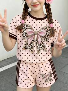 SummerOutfit 春夏秋季青少年女孩時尚創意粉色底圓點直條紋粉色拼接豹紋亮片蝴蝶結圖案印花休閒風基本款短袖T恤與短褲套裝 - 彩色 - 查看 3
