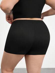 SHEIN CURVE+ Plus Size Women's Solid Color Casual Versatile Daily Wear Skinny Shorts, Spring/Summer - Black - View 3