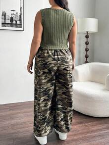 SHEIN Essnce 大码女式时尚清凉罗纹针织背心和迷彩裤套装 大码女式夏季服装乡村演唱会服装新款时尚休闲街头运动绿色两件套 - 軍綠色 - 查看 2