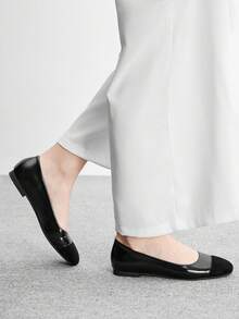CUCCOO BIZCHIC 時尚女款平底鞋，舒適休閒百搭，適合度假約會優雅穿搭，拼色拼接學院風，通勤日常、約會街拍，甜酷風格女鞋 - 黑色 - 查看 5