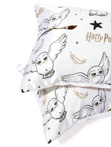 HARRY POTTER X SHEIN 2pc Cartoon Satin Pillowcase, Made Of Soft Satin Material, Gentle On Hair, Breathable And Cool, Available In Multiple Sizes, Machine Washable - White - View 6