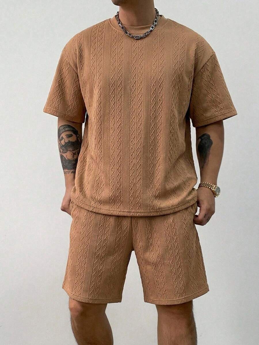 DAZY 夏季短袖紋理面料棕色標準版型男士T恤套裝 - 棕色 - 查看 1