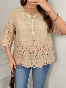 SHEIN LUNE Blus Wanita Ukuran Besar Model V-Neck Berenda dengan Detail Lubang-Lubang, Desain Sederhana untuk Musim Gugur - Aprikot - View 6