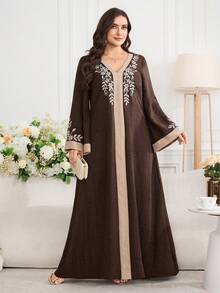 Al Najma Vestido Árabe Casual de Fiesta con Cuello en V y Patrón de Bordado Floral para Mujeres Talla Grande - Café integral - Ver 8