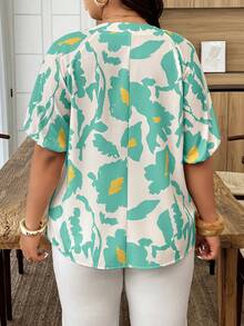 Weeklong Plus Size Women's Spring/Summer Notched Neck Elastic Cuff Botanical Print Casual Vacation Shirt - Multicolor - View 2