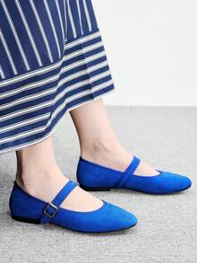 CUCCOO BIZCHIC 春秋金屬扣對比色滾邊圓頭平底復古瑪麗珍鞋 通勤逛街款 - 藍色 - 查看 4