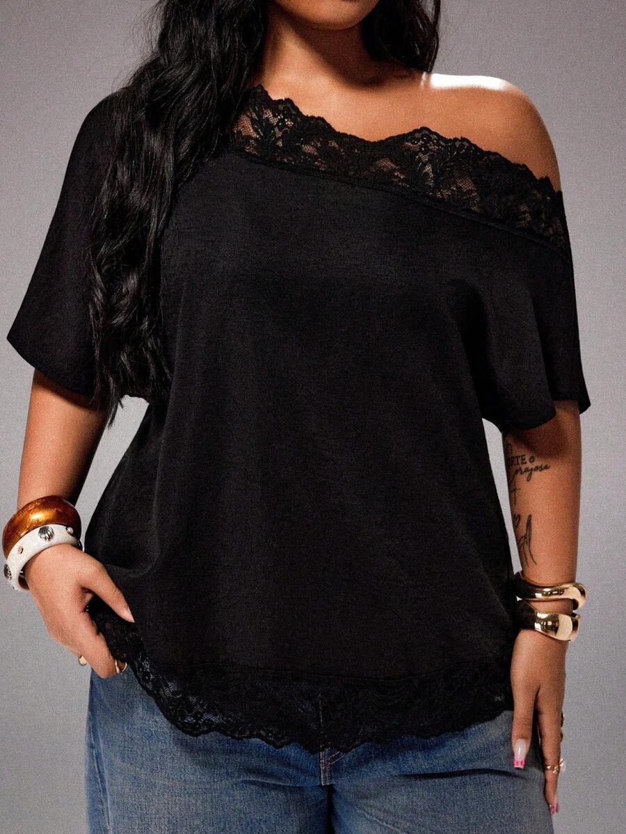 Rustia Blusa de hombro asimétrico con encaje de contraste para primavera/verano en talla grande - Negro - Ver 1