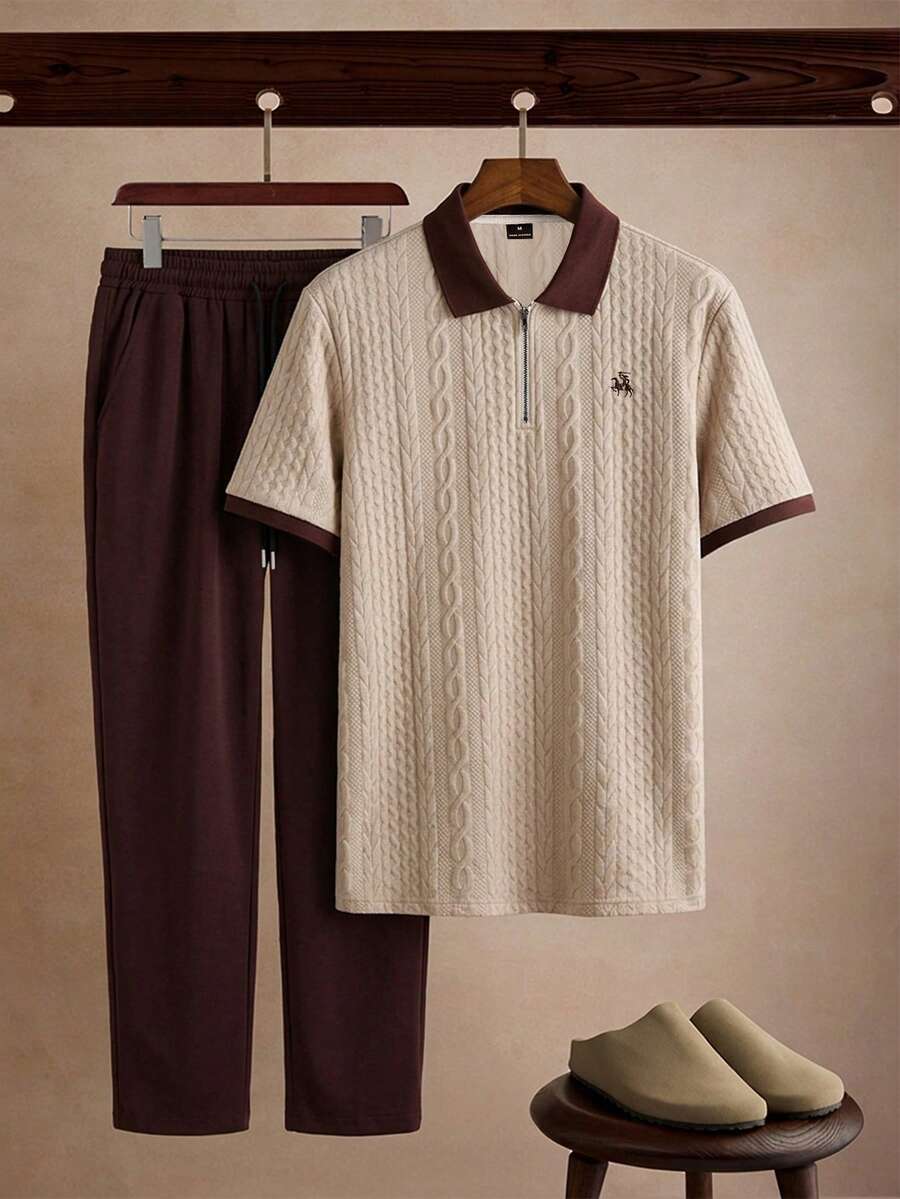 Core Aspect 男士提花針織 Polo 衫與長褲套裝,休閒穿著。刺繡 Polo 衫,拉鍊 Polo 衫,適合日常出遊、朋友聚會和輕鬆週末。INS 熱銷男士兩件套裝。男士 Polo 衫套裝,男士兩件套裝,棕色系列男士套裝,男士咖啡棕 Polo 衫套裝,包含一件純色短袖上衣和配套長褲,休閒面料。 - 彩色 - 查看 1