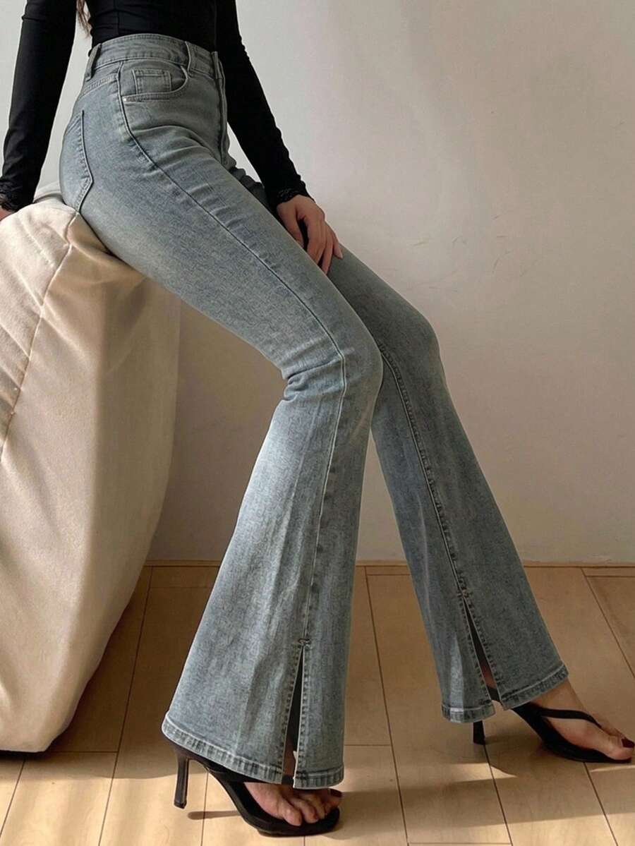 Joudiya Women's Pockets Flared Casual Versatile Denim Jeans - Blue - View 1