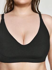 SHAPORA Plus Size Wireless Elastic Bra, Comfortable Fit For Women - Black - View 2