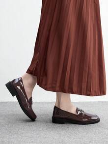 CUCCOO BIZCHIC 女款時尚平底鞋，前扣飾厚底PU材質，四季通用學院風優雅通勤節慶辦公室戶外日常穿搭 - 咖啡棕 - 查看 3