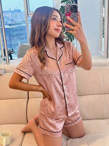 SHEIN 青少年女孩經典豹紋翻領短袖短褲舒適兩件式睡衣家居服套裝 - 彩色 - 查看 9