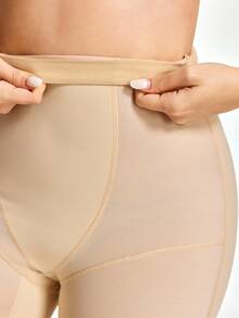 SHEIN Quần short cạp cao màu da ôm sát, thoải mái và tôn dáng, quần định hình cỡ lớn - Màu be - Xem 5
