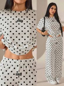 SHEIN PETITE 2026女款春夏新款波點印花寬鬆版型T恤與長褲套裝，適合嬌小女性 - 黑與白 - 查看 5