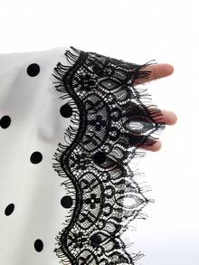 LYSMO Rok Panjang Wanita Motif Polkadot dengan Detail Renda Kontras - Hitam dan Putih - View 7
