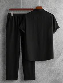 Manfinity Homme 男士紋理條紋兩件套，立領短袖襯衫 + 抽繩寬腿長褲，年輕職場通勤穿搭 - 黑色 - 查看 2
